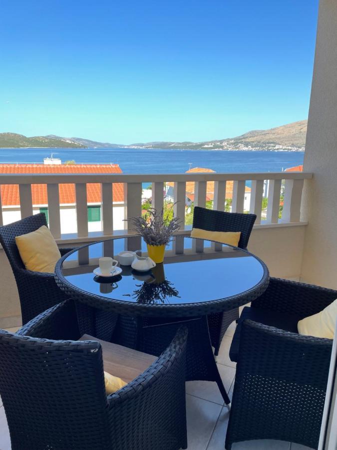 Apartment Ana Trogir Exterior photo